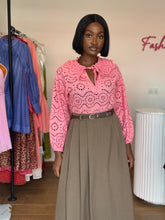 Load image into Gallery viewer, Pink long sleeves lace blouse

