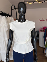 Load image into Gallery viewer, White knot top
