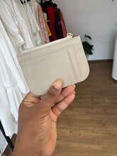 Load image into Gallery viewer, Nude card holder
