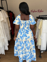 Load image into Gallery viewer, Blue and cream floral puff sleeves maxi dress
