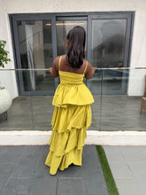 Load image into Gallery viewer, Green maxi cut out four step maxi dress
