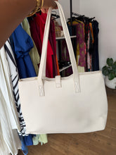 Load image into Gallery viewer, White shoulder tote bag
