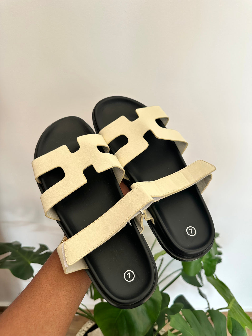 Cream H slippers