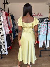 Load image into Gallery viewer, Green satin midi dress
