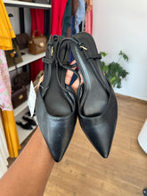 Load image into Gallery viewer, Black pointed sling back flat shoe
