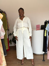 Load image into Gallery viewer, Cream satin belted two piece
