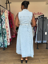 Load image into Gallery viewer, Denim maxi belted dress
