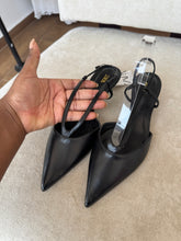 Load image into Gallery viewer, Black sling back kitten heels
