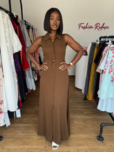 Load image into Gallery viewer, Brown belted maxi dress
