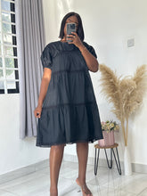 Load image into Gallery viewer, Black lace detail midi shift dress

