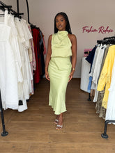 Load image into Gallery viewer, Green one arm bodycon satin dress
