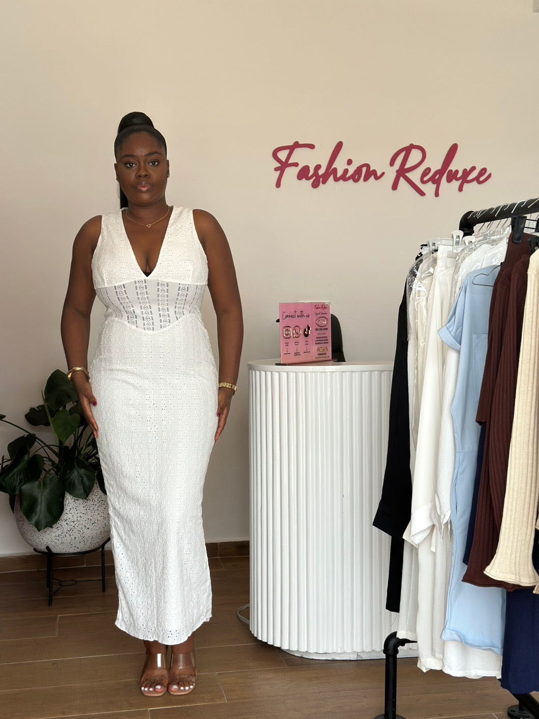 White lace maxi bodycon dress