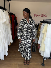 Load image into Gallery viewer, Black and white satin skirt two piece

