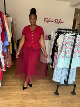 Load image into Gallery viewer, Wine tulle maxi skirt two piece
