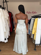 Load image into Gallery viewer, Light green shiny sleeveless maxi dress
