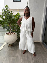 Load image into Gallery viewer, White pleated sleeveless two piece
