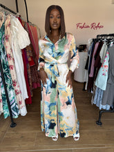 Load image into Gallery viewer, Multi colored satin long sleeves belted jumpsuit
