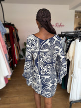 Load image into Gallery viewer, Blue resort long sleeves mini dress
