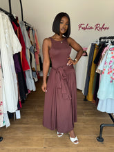 Load image into Gallery viewer, Brown tie up maxi dress
