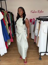 Load image into Gallery viewer, Light green maxi dress
