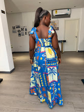 Load image into Gallery viewer, Blue sleeveless maxi patterned dress with pockets
