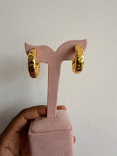 Load image into Gallery viewer, Gold hoops
