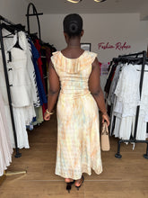 Load image into Gallery viewer, Yellow patterned midi dress
