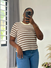 Load image into Gallery viewer, Brown and white knit T-shirt
