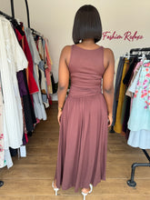 Load image into Gallery viewer, Brown tie up maxi dress
