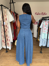 Load image into Gallery viewer, Denim vest two piece
