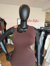 Load image into Gallery viewer, Brown knit gold detail midi dress
