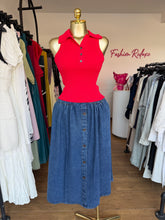 Load image into Gallery viewer, Red ribbed top
