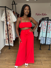 Load image into Gallery viewer, Red sleeveless two piece
