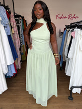 Load image into Gallery viewer, Green tie back maxi dress
