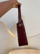 Load image into Gallery viewer, Wine midi bag
