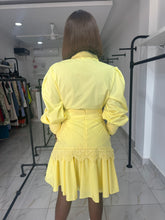 Load image into Gallery viewer, Yellow long sleeves skirt two piece
