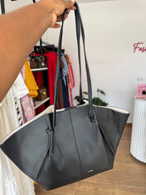 Load image into Gallery viewer, Black tote bag
