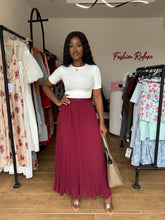 Load image into Gallery viewer, Red maxi chiffon skirt
