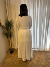 Load image into Gallery viewer, White stretchy longsleeves maxi dress
