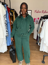 Load image into Gallery viewer, Green hoodie two piece
