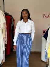 Load image into Gallery viewer, White shirt longsleeves crop top
