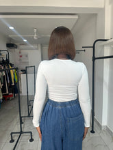 Load image into Gallery viewer, White long sleeves bodysuit
