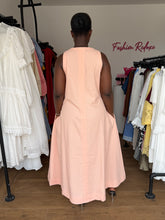 Load image into Gallery viewer, Pink maxi linen dress
