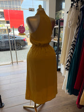 Load image into Gallery viewer, Mustard midi elasticated waist dress
