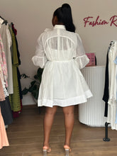 Load image into Gallery viewer, White belted long sleeves shirt dress
