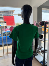 Load image into Gallery viewer, Green stretchy tshirt
