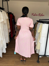 Load image into Gallery viewer, Pink and cream midi puff sleeves dress
