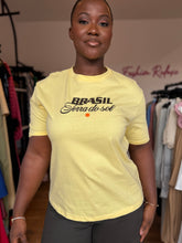 Load image into Gallery viewer, Yellow graphic Tshirt
