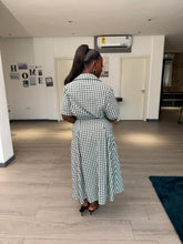 Load image into Gallery viewer, Green and white checkered midi short sleeves belted dress
