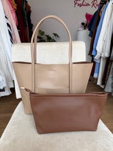 Load image into Gallery viewer, Light brown maxi tote bag
